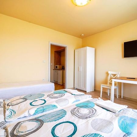 Apartmány Karmon Park Veľký Meder Exterior foto